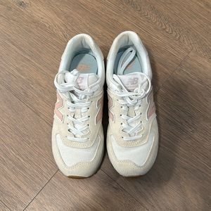 New Balance Suede 574 Sneakers